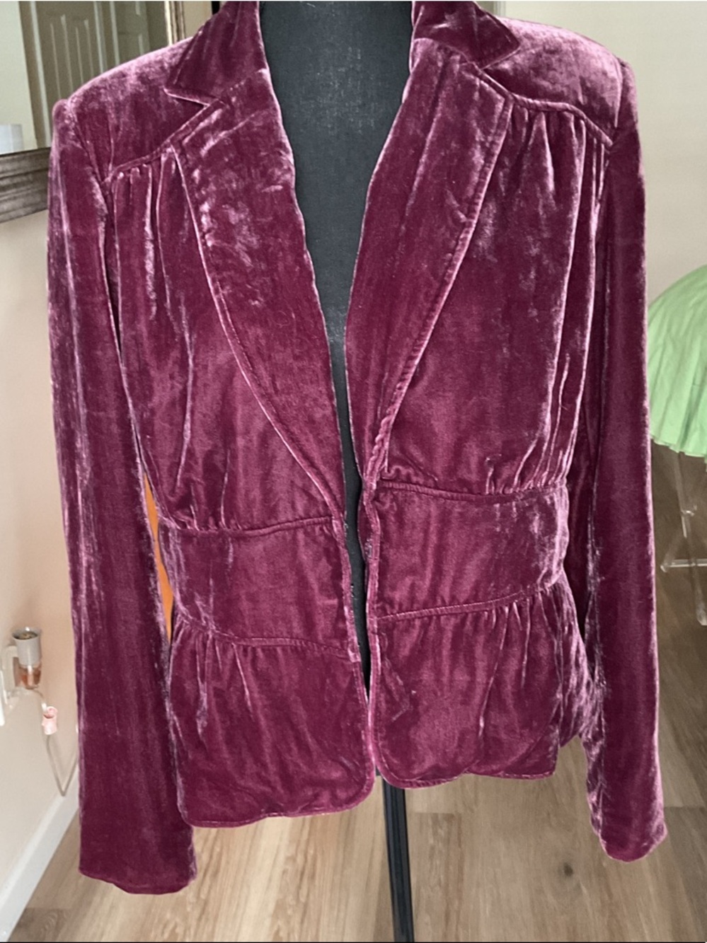 Apostrophe Velvet Blazer Jacket - Burgundy